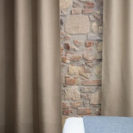 Teatro Romano Easy Gæstehus